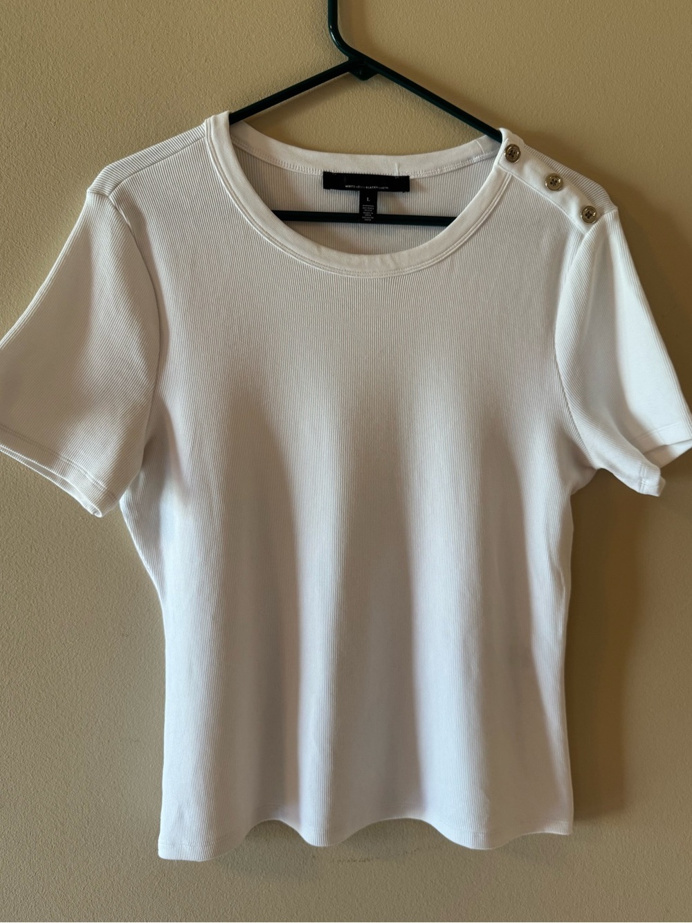 White House Black Market Women's White Button-Shoulder T-Shirt